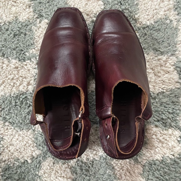 HILOS Aurora Mule in Burgundy Leather - Picture 5 of 9